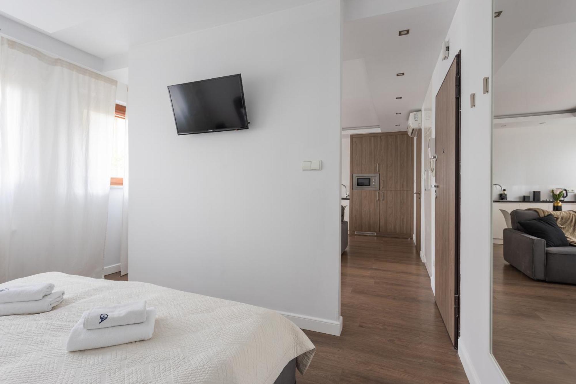 Golden Apartments Warsaw - Browary Warszawskie - Luxury & Cozy Apartments - Oxygen Residence- Wronia Esterno foto