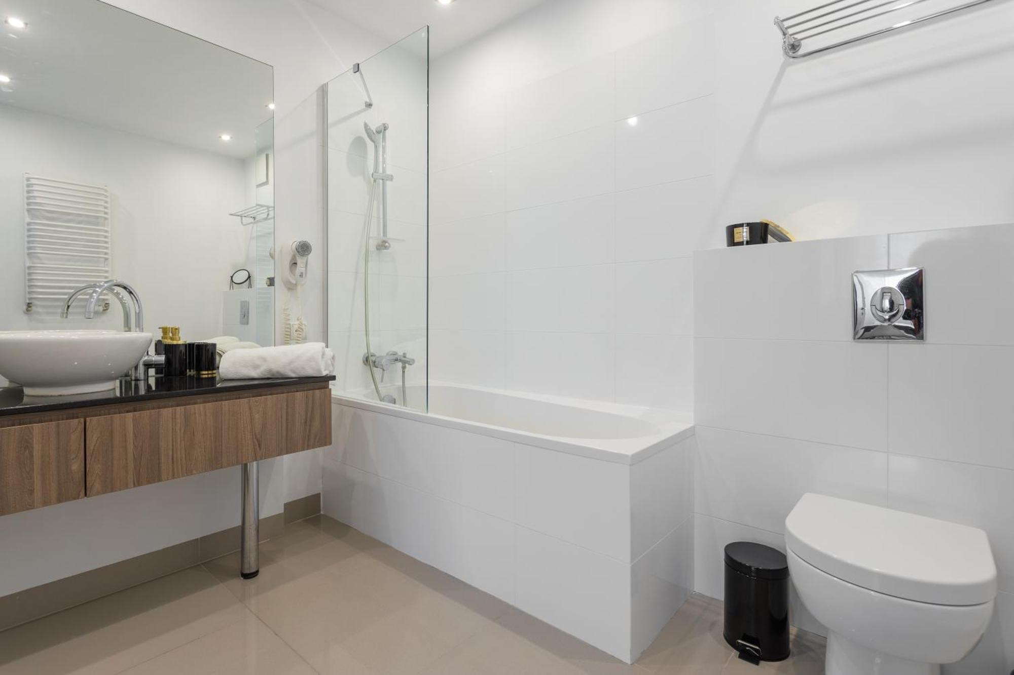 Golden Apartments Warsaw - Browary Warszawskie - Luxury & Cozy Apartments - Oxygen Residence- Wronia Esterno foto